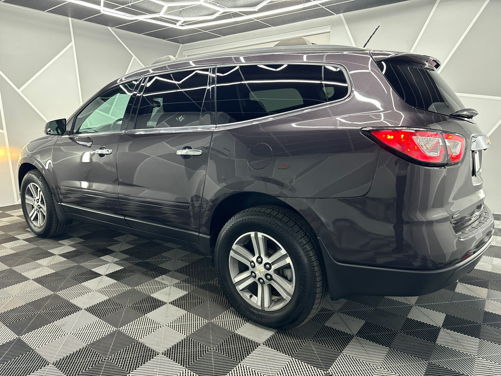 2015 Chevrolet Traverse LT Sport Utility 4D 4