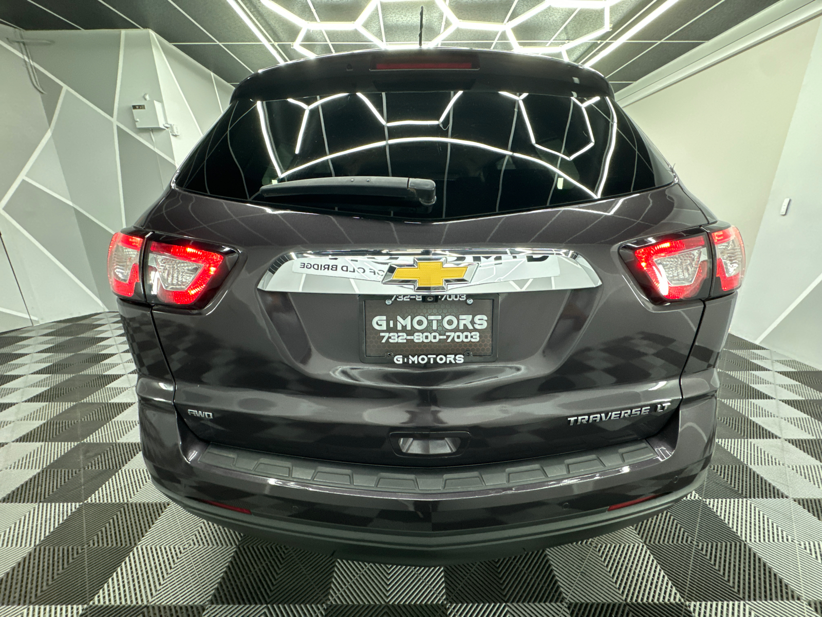 2015 Chevrolet Traverse LT Sport Utility 4D 7