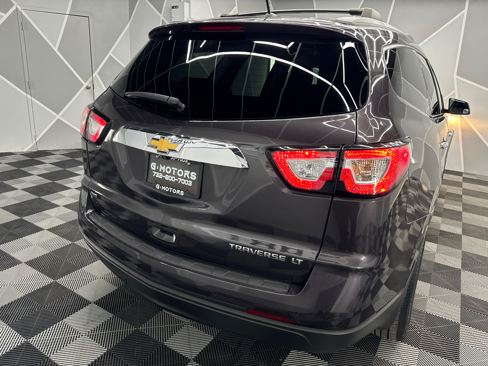 2015 Chevrolet Traverse LT Sport Utility 4D 8