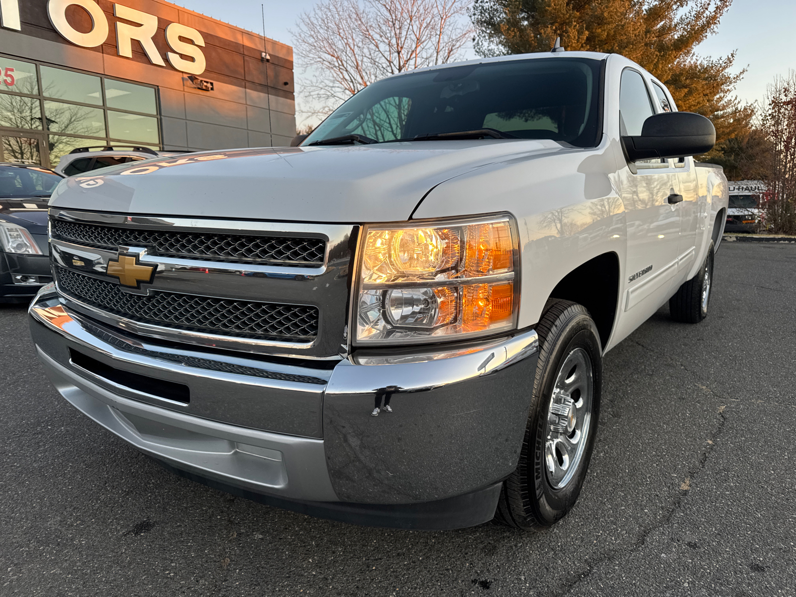 2013 Chevrolet Silverado 1500 Extended Cab LT Pickup 4D 6 1/2 ft 17