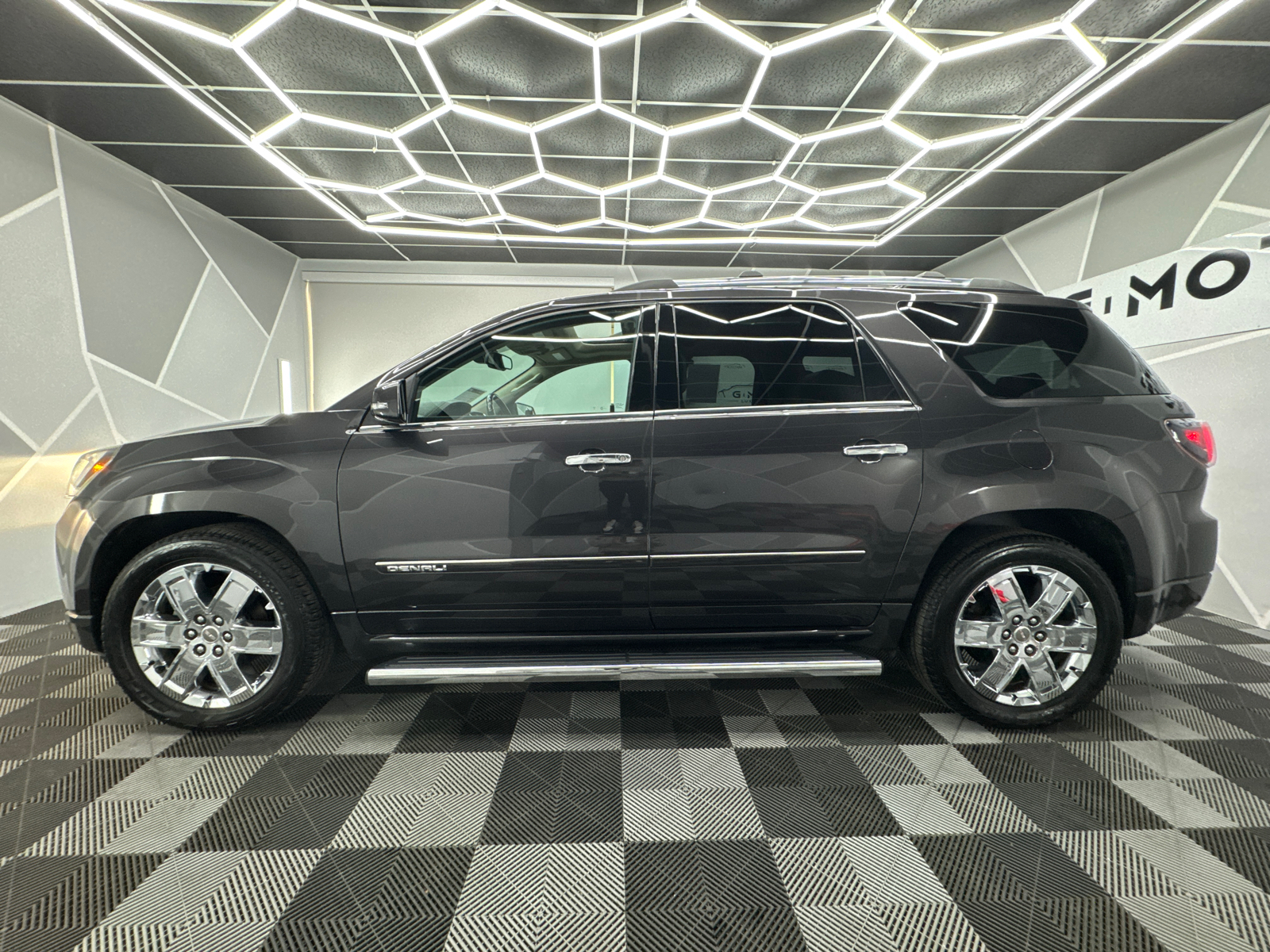 2016 GMC Acadia Denali Sport Utility 4D 3