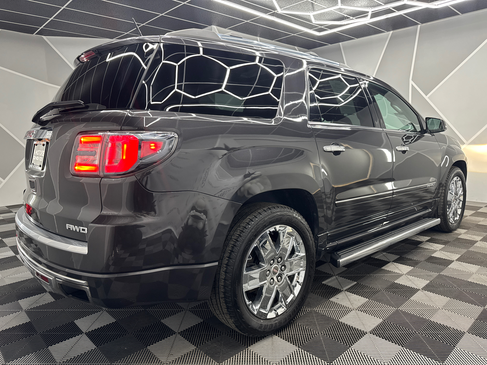 2016 GMC Acadia Denali Sport Utility 4D 10