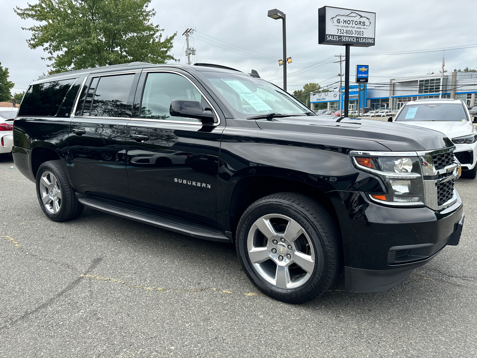 2019 Chevrolet Suburban LT Sport Utility 4D 10