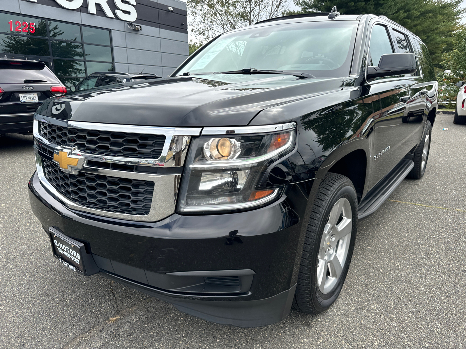 2019 Chevrolet Suburban LT Sport Utility 4D 13