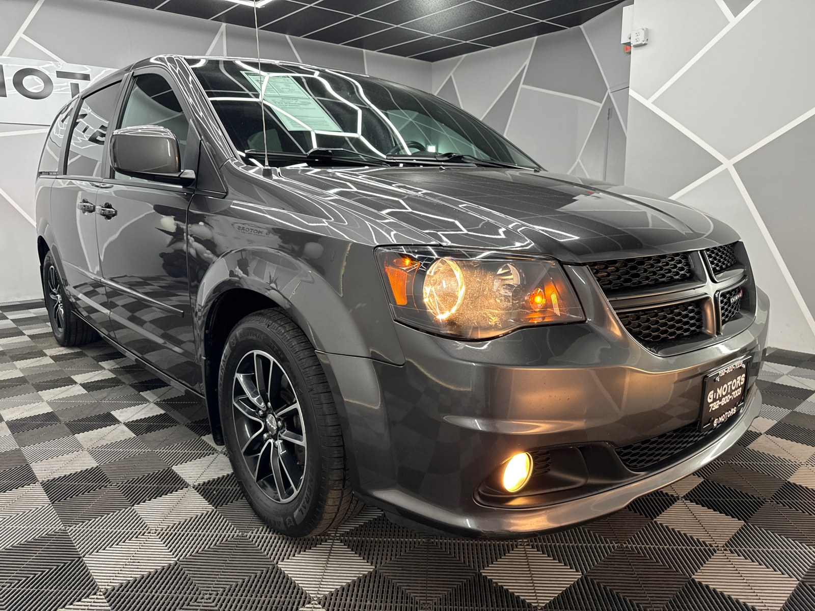 2016 Dodge Grand Caravan  13