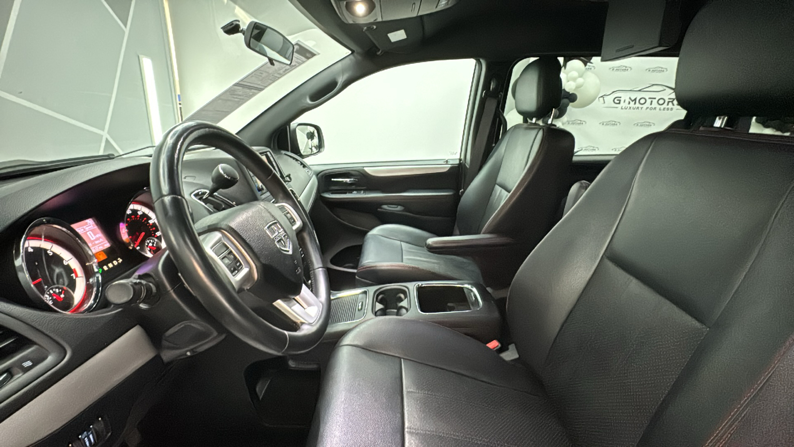 2016 Dodge Grand Caravan  33