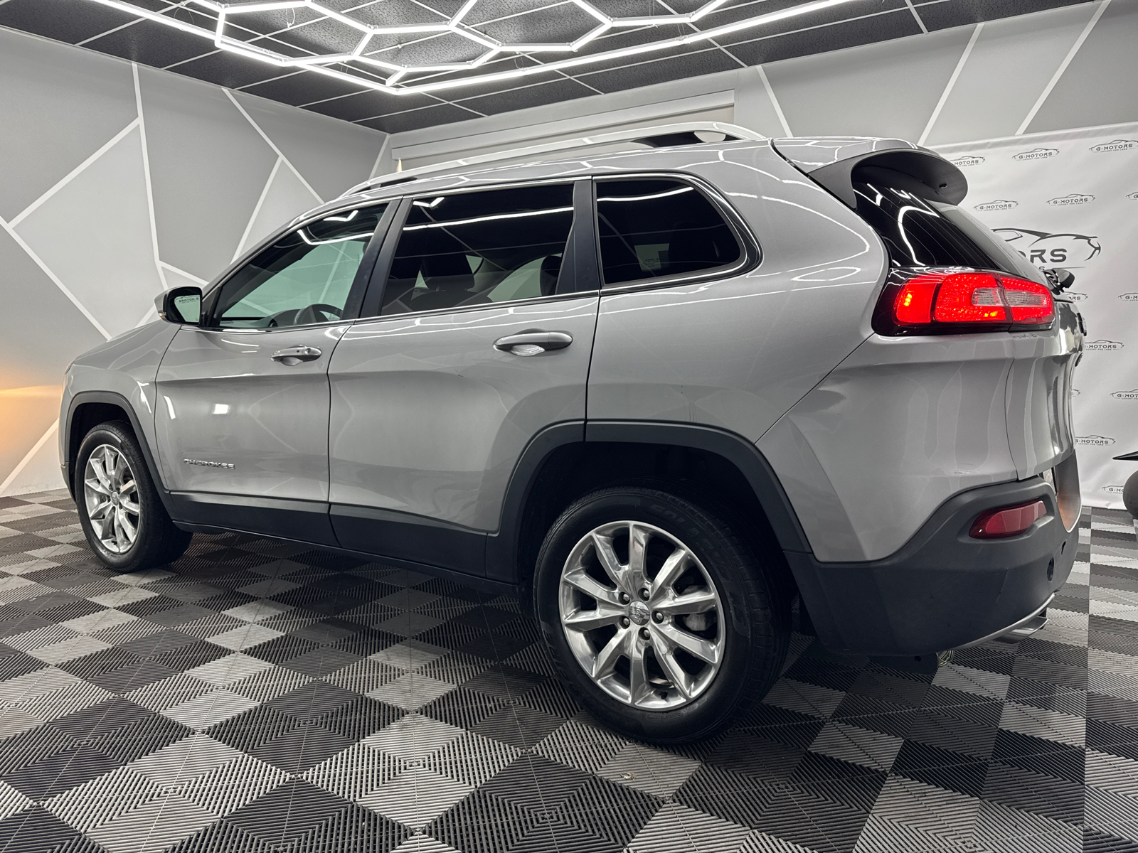 2016 Jeep Cherokee Limited Sport Utility 4D 4