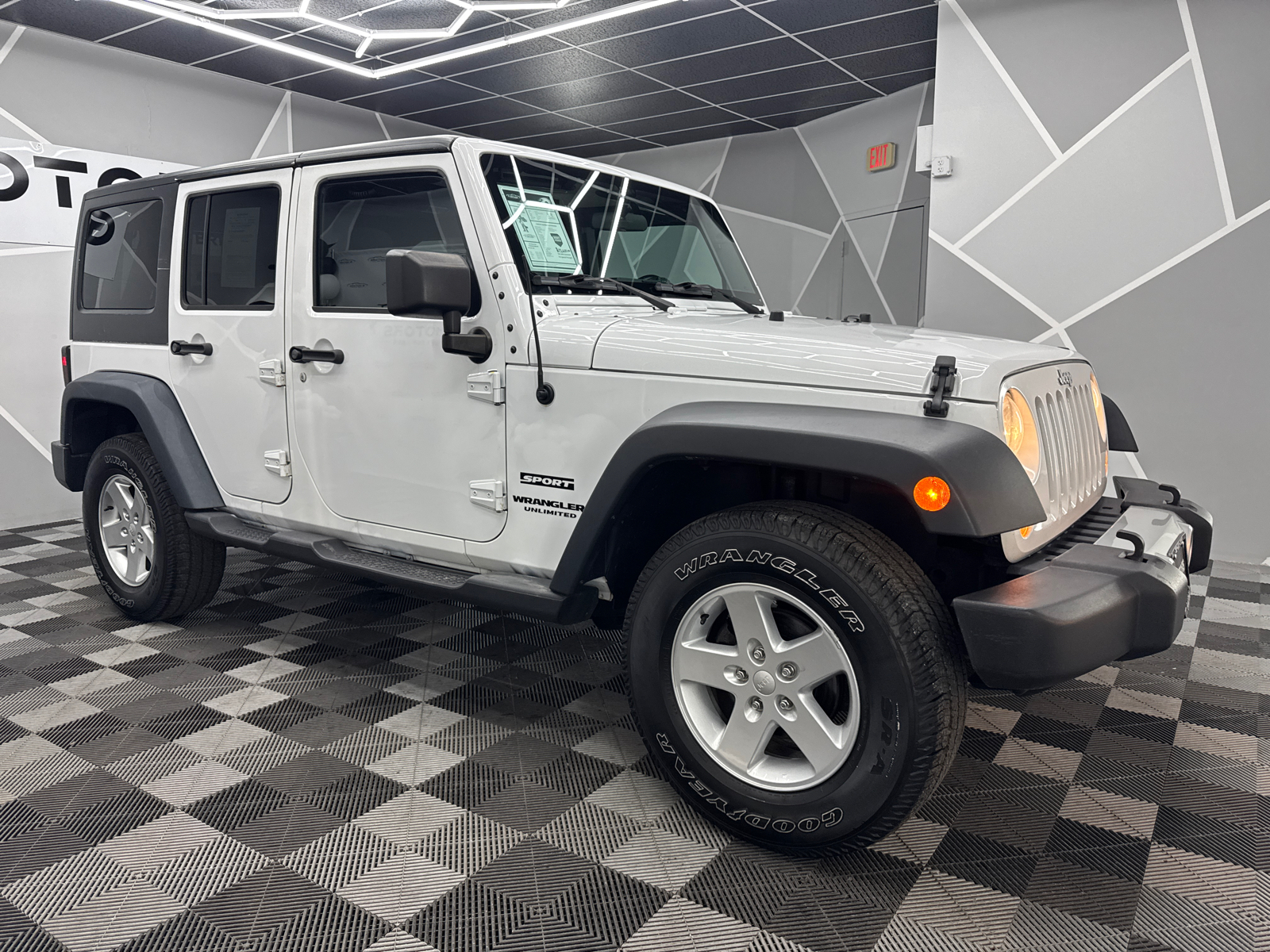 2016 Jeep Wrangler Unlimited Sport S Sport Utility 4D 12