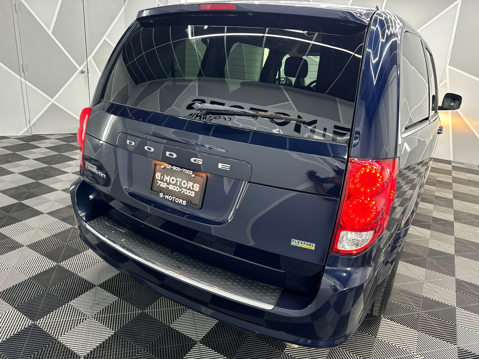 2012 Dodge Grand Caravan Passenger SE Minivan 4D 8