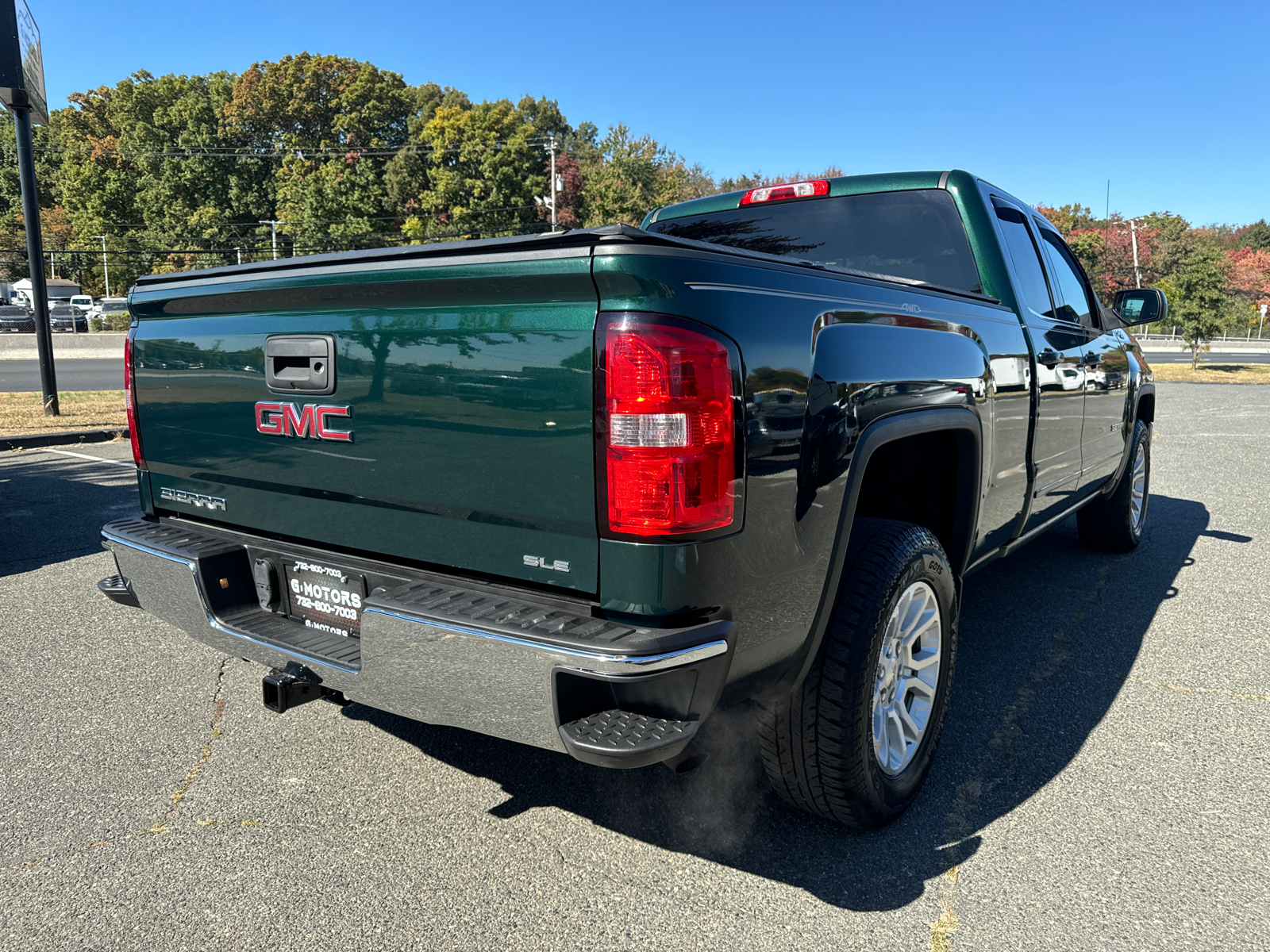 2014 GMC Sierra 1500 Double Cab SLE Pickup 4D 6 1/2 ft 9