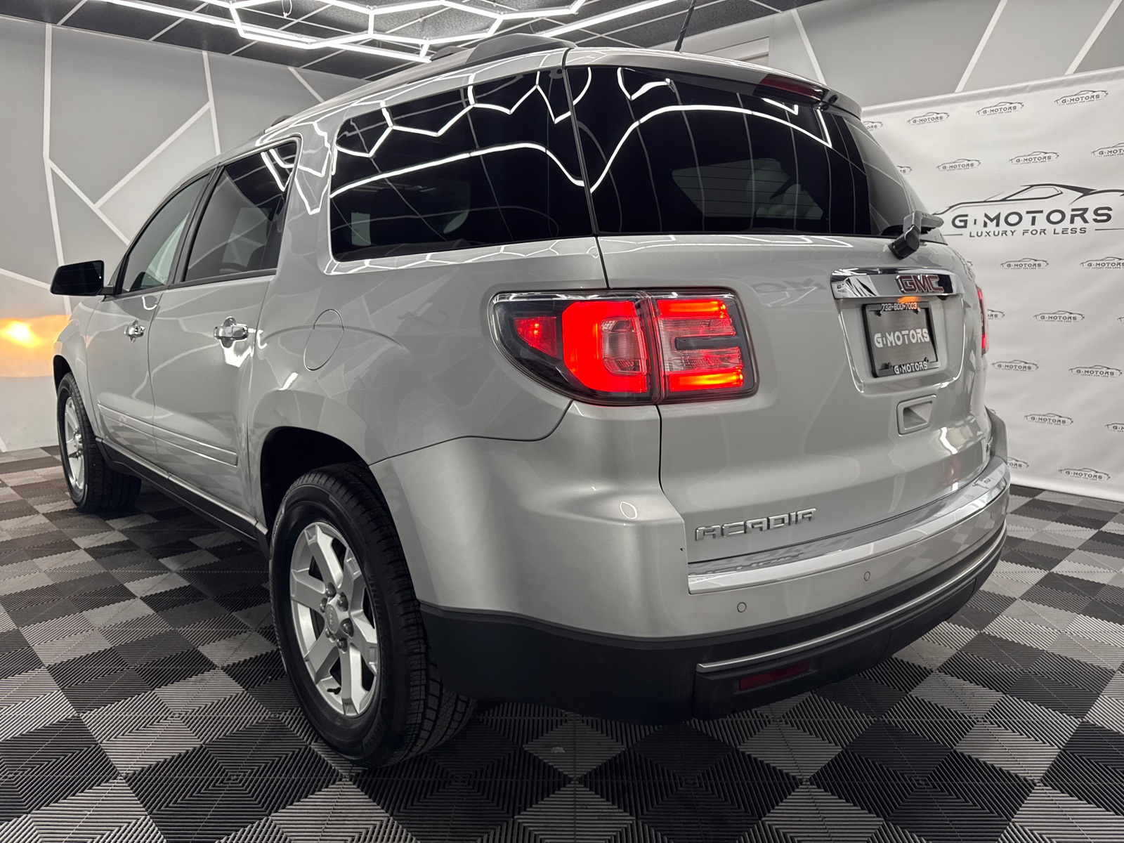 2016 GMC Acadia SLE-2 Sport Utility 4D 5