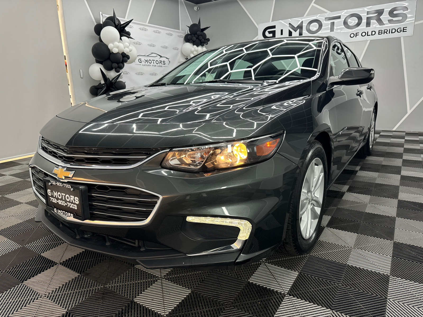 2016 Chevrolet Malibu Hybrid Sedan 4D 1