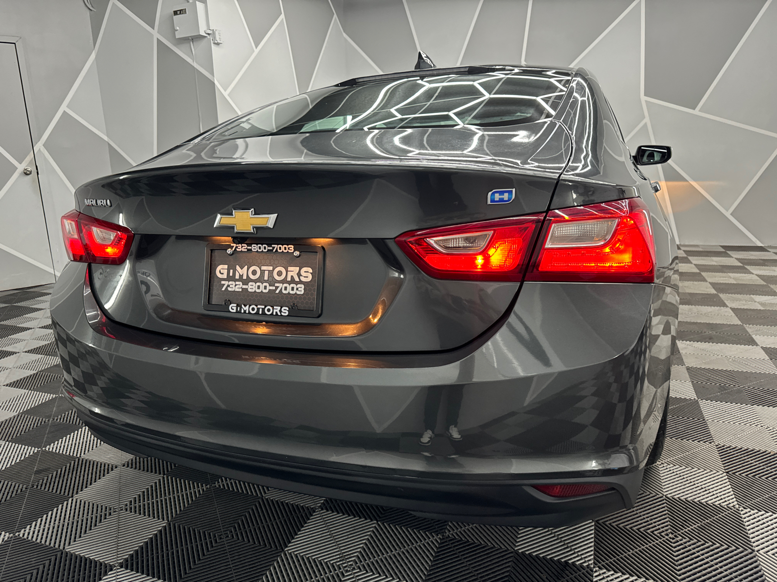 2016 Chevrolet Malibu Hybrid Sedan 4D 8