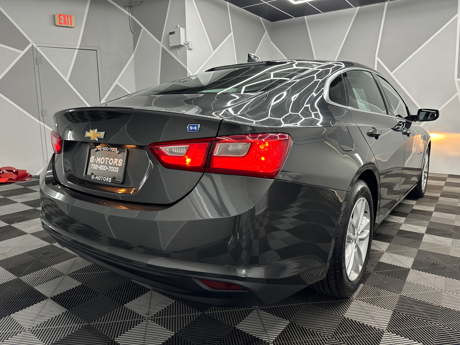 2016 Chevrolet Malibu Hybrid Sedan 4D 9