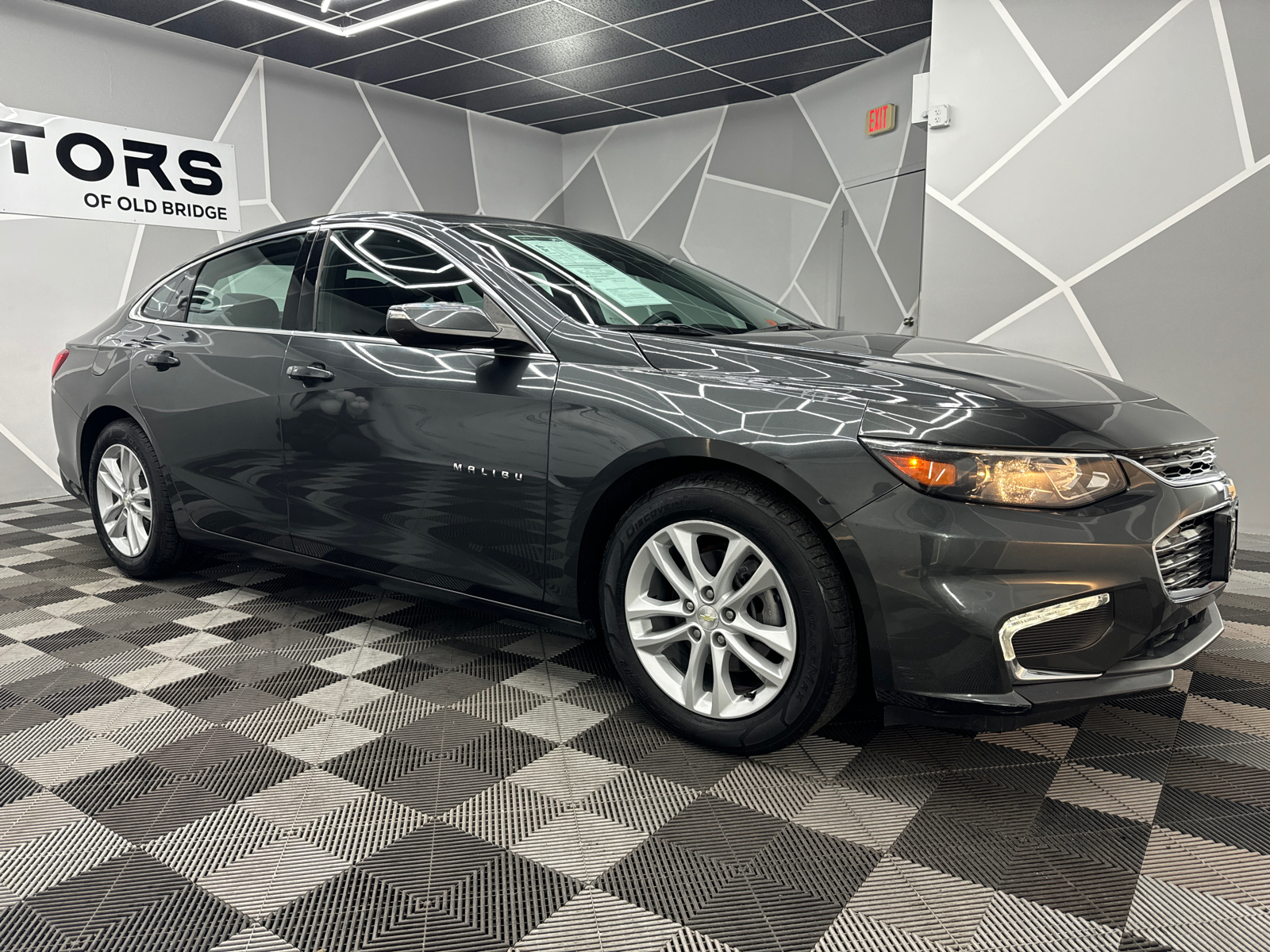 2016 Chevrolet Malibu Hybrid Sedan 4D 12