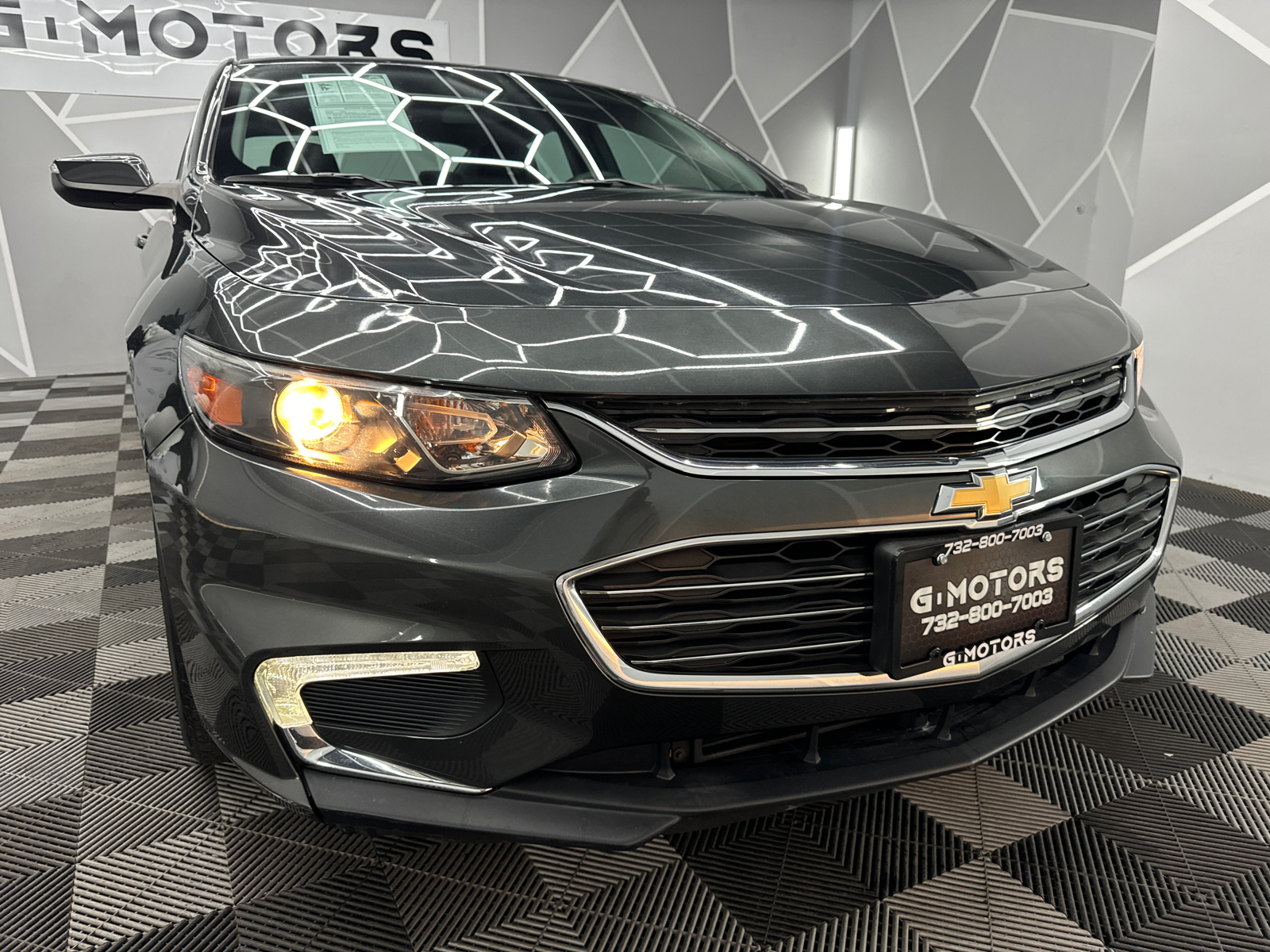 2016 Chevrolet Malibu Hybrid Sedan 4D 14