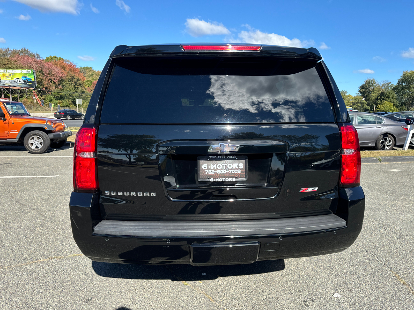 2017 Chevrolet Suburban LT Sport Utility 4D 6