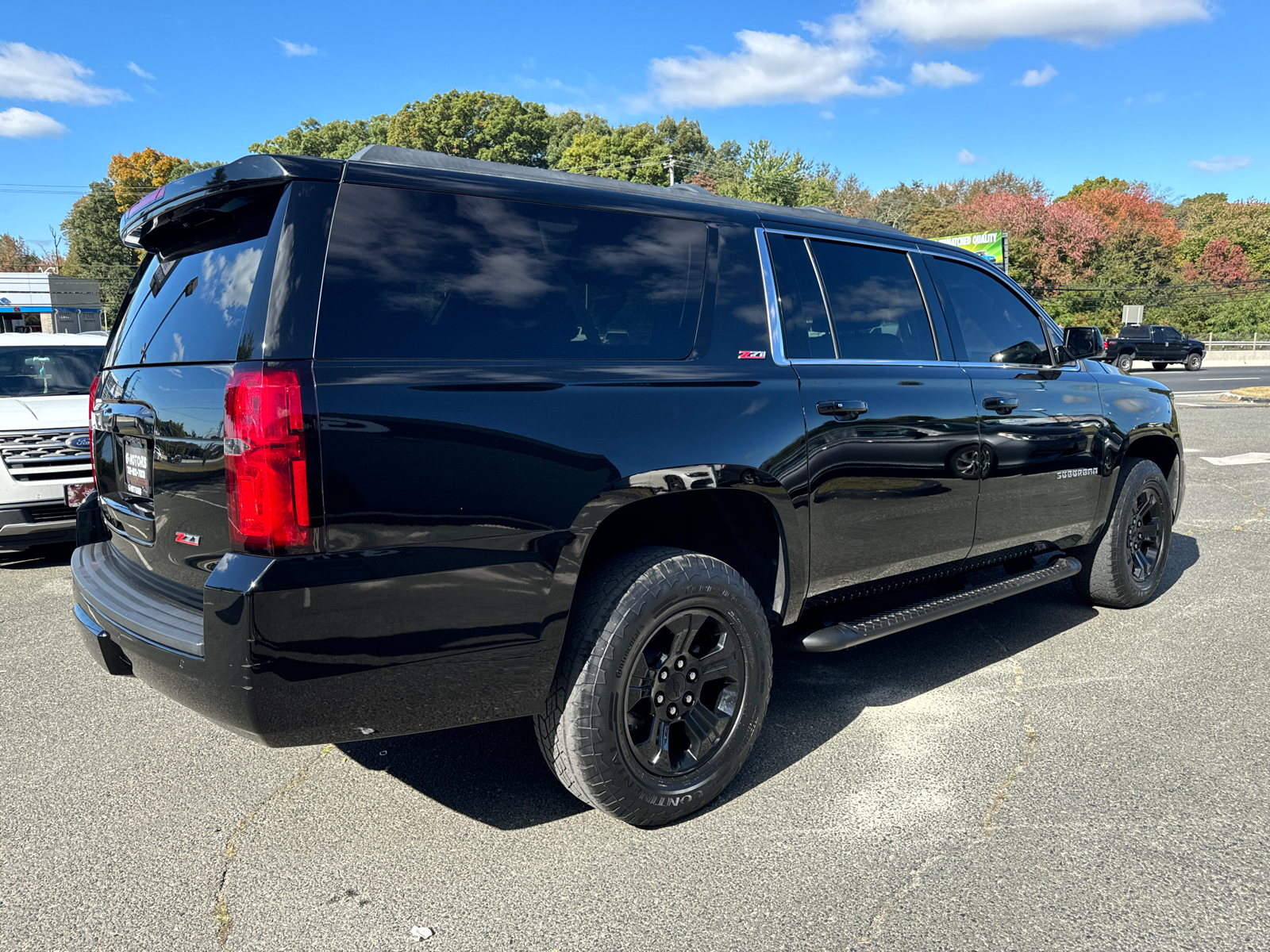 2017 Chevrolet Suburban LT Sport Utility 4D 8