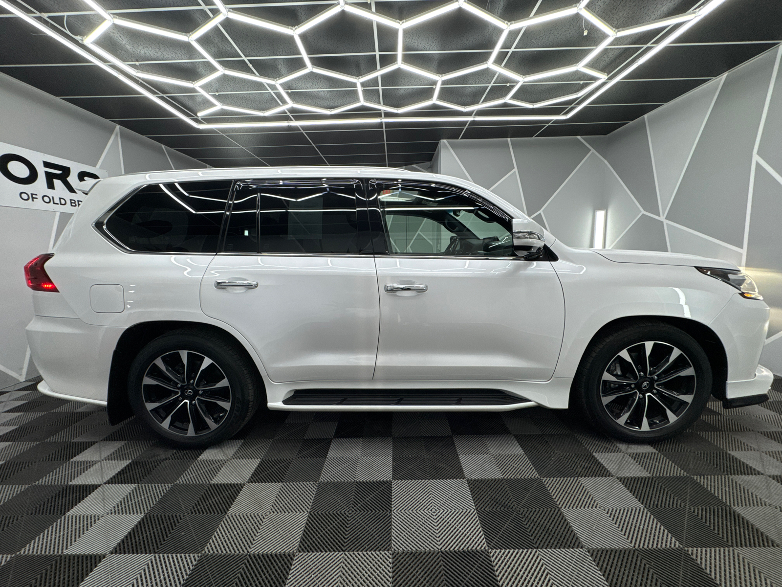 2021 Lexus LX LX 570 Sport Utility 4D 11