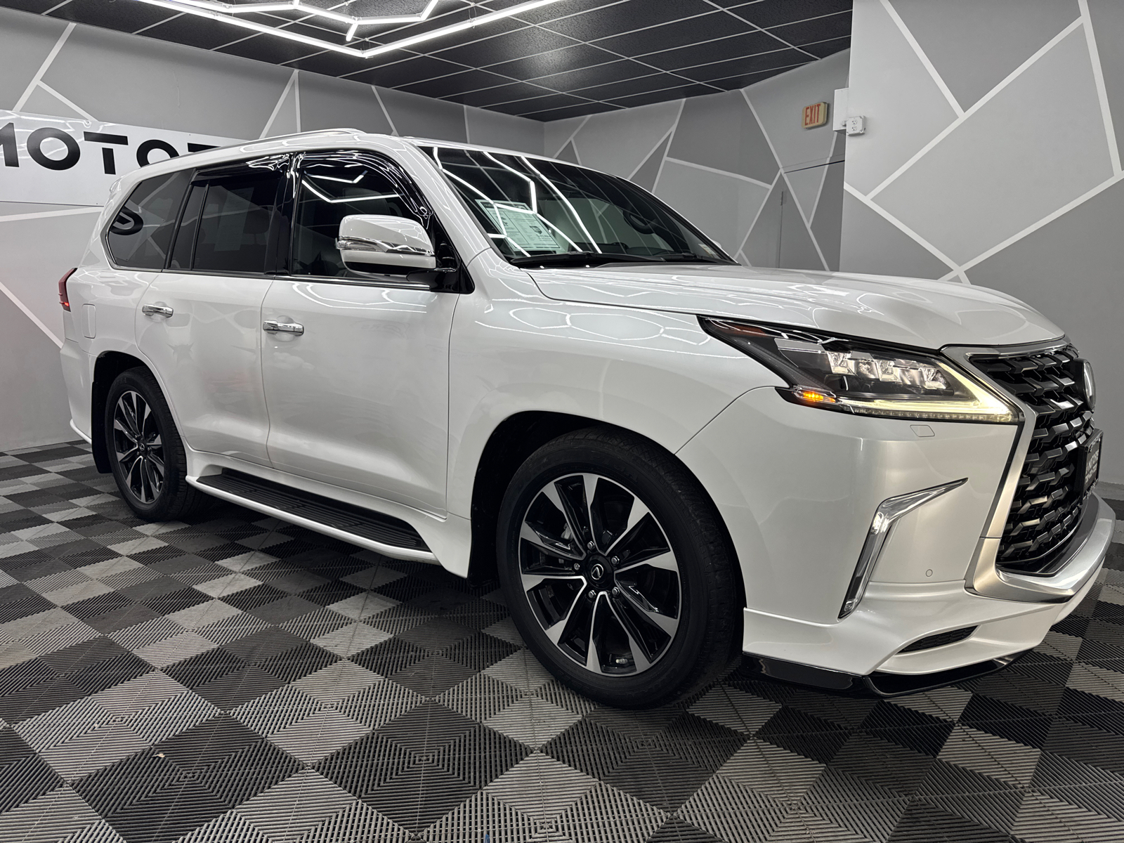 2021 Lexus LX LX 570 Sport Utility 4D 12