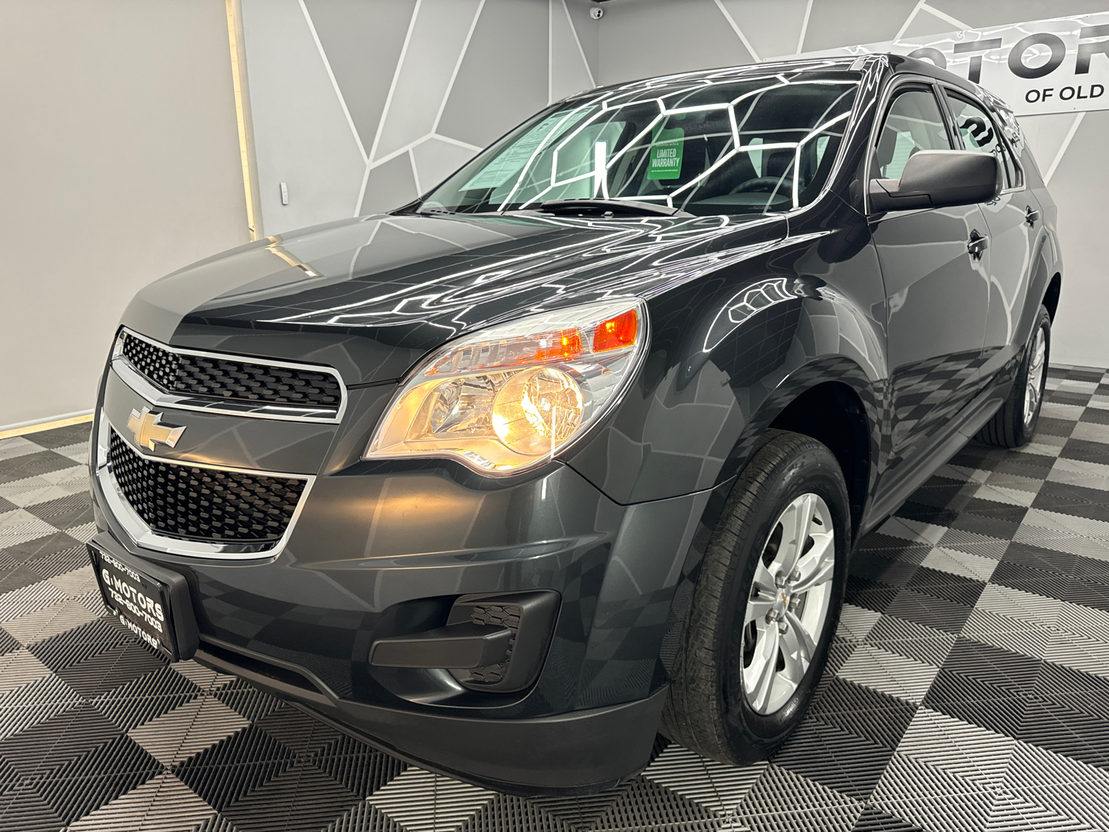 2013 Chevrolet Equinox LS Sport Utility 4D 17