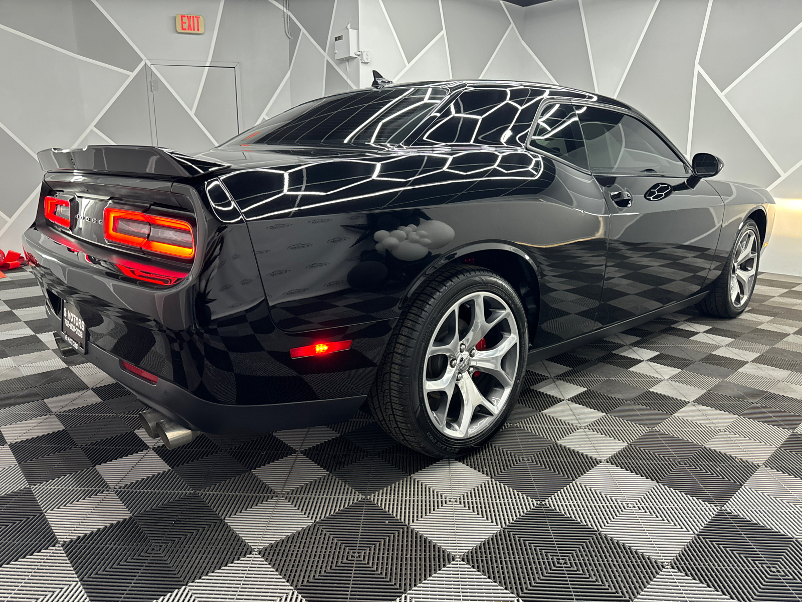 2016 Dodge Challenger SXT Plus Coupe 2D 10