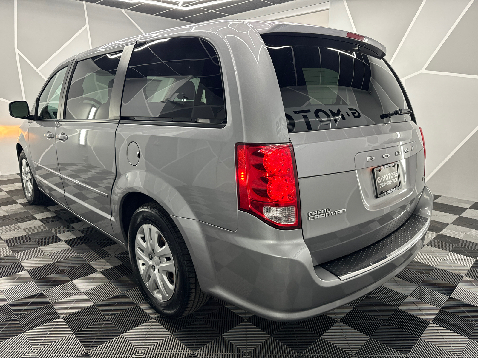 2014 Dodge Grand Caravan Passenger SE 30th Anniversary Minivan 4D 5