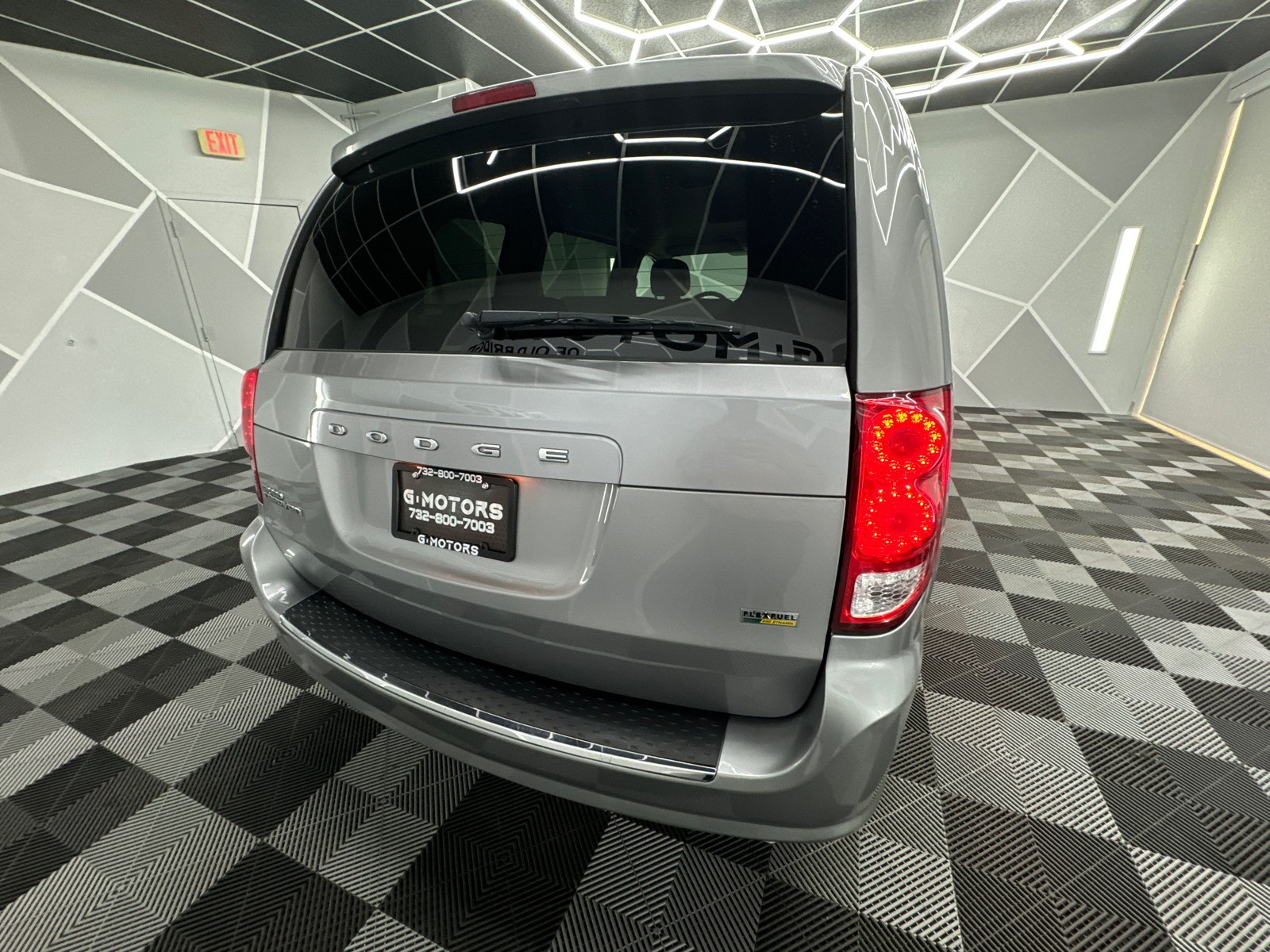 2014 Dodge Grand Caravan Passenger SE 30th Anniversary Minivan 4D 8