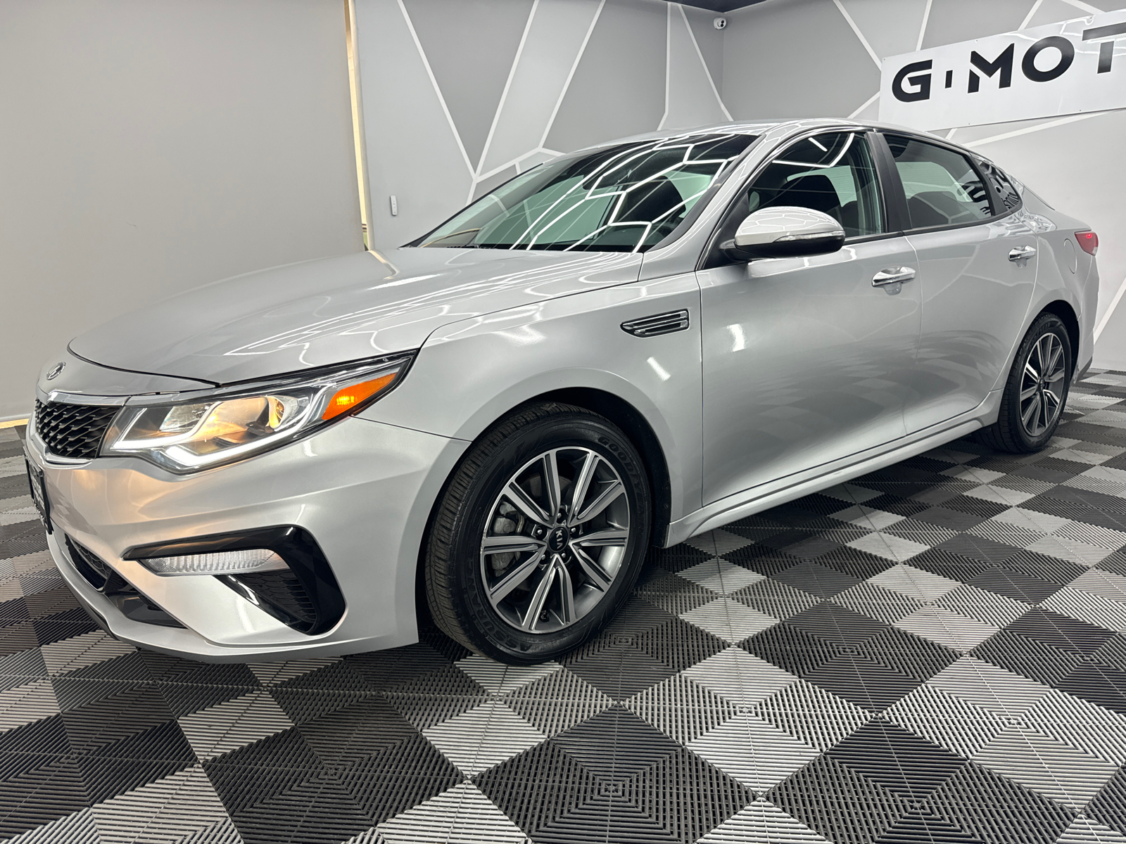 2019 Kia Optima LX Sedan 4D 2