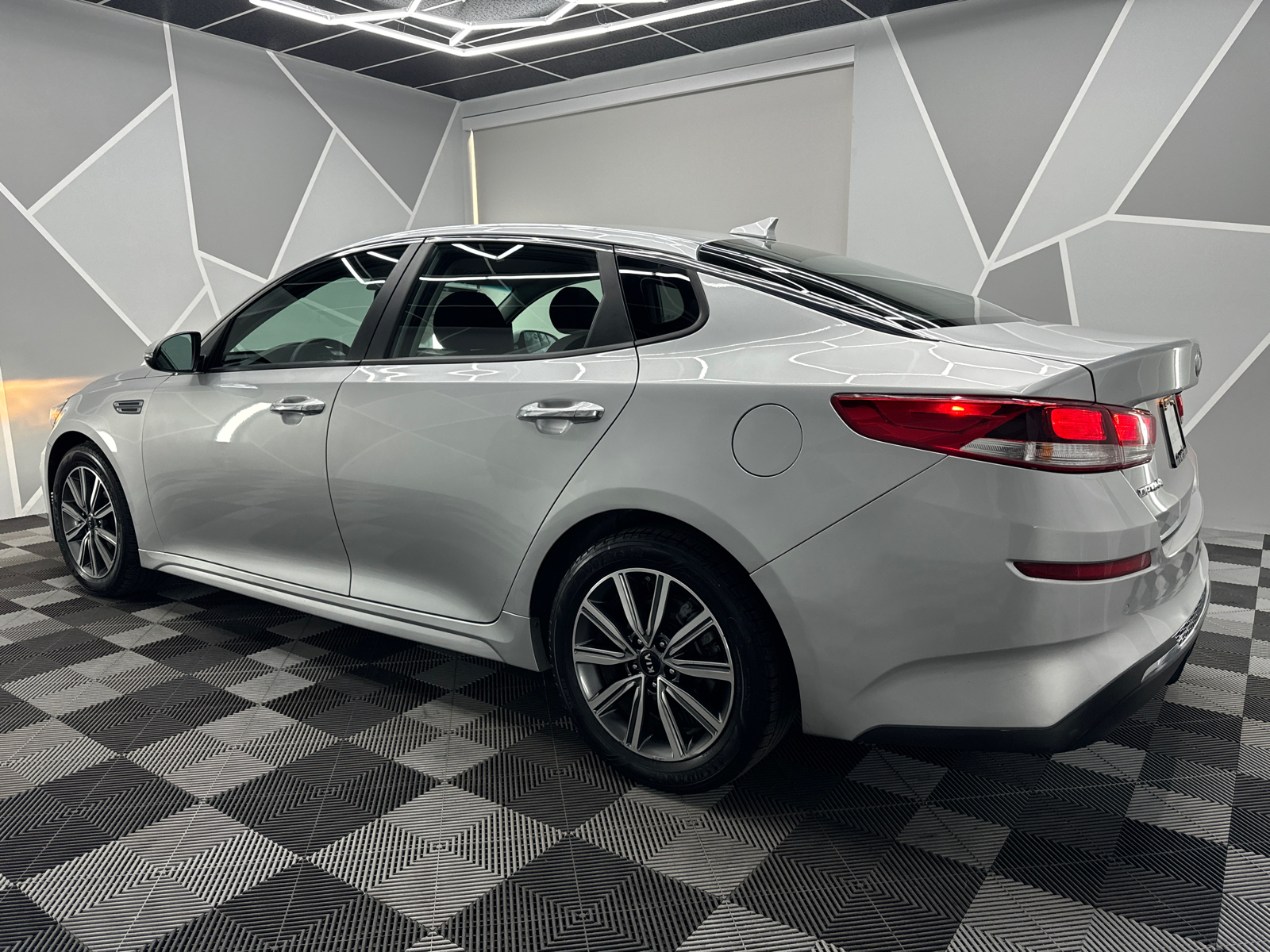 2019 Kia Optima LX Sedan 4D 4