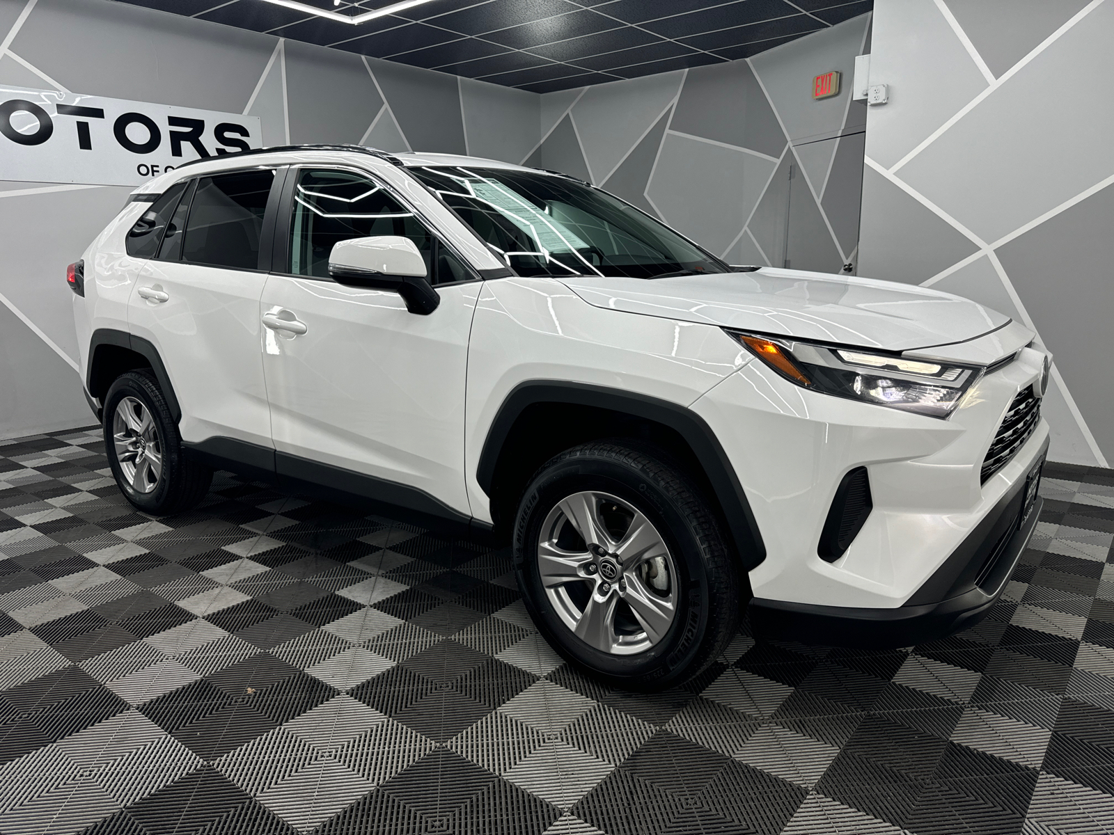 2023 Toyota RAV4  12