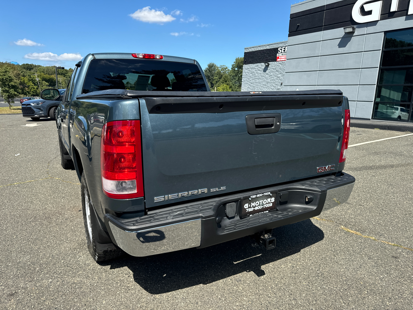 2013 GMC Sierra 1500 Extended Cab SLE Pickup 4D 6 1/2 ft 6