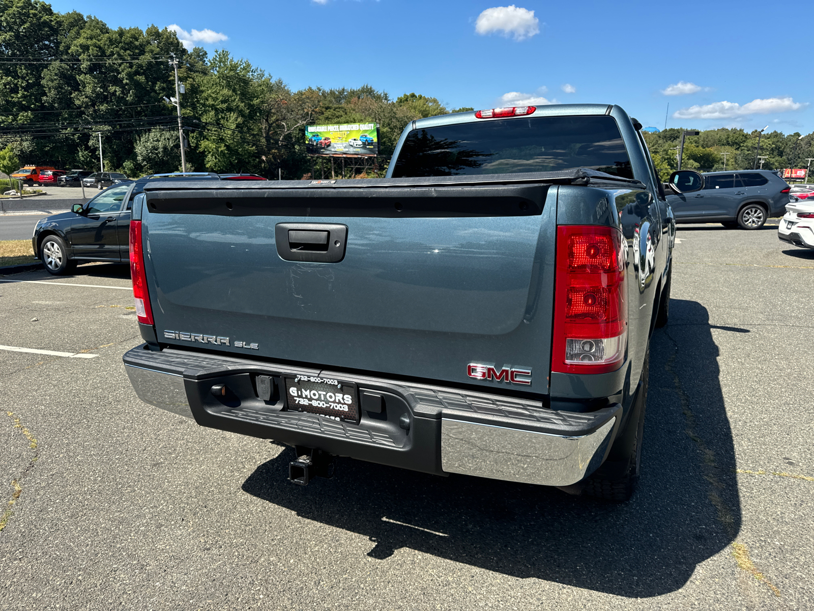 2013 GMC Sierra 1500 Extended Cab SLE Pickup 4D 6 1/2 ft 8