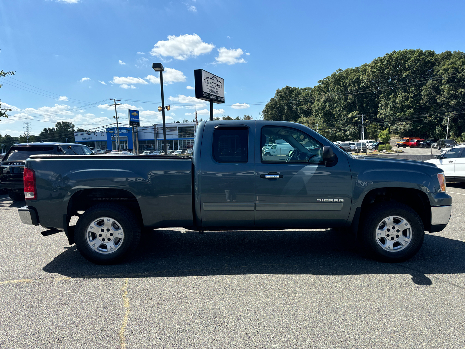 2013 GMC Sierra 1500 Extended Cab SLE Pickup 4D 6 1/2 ft 11