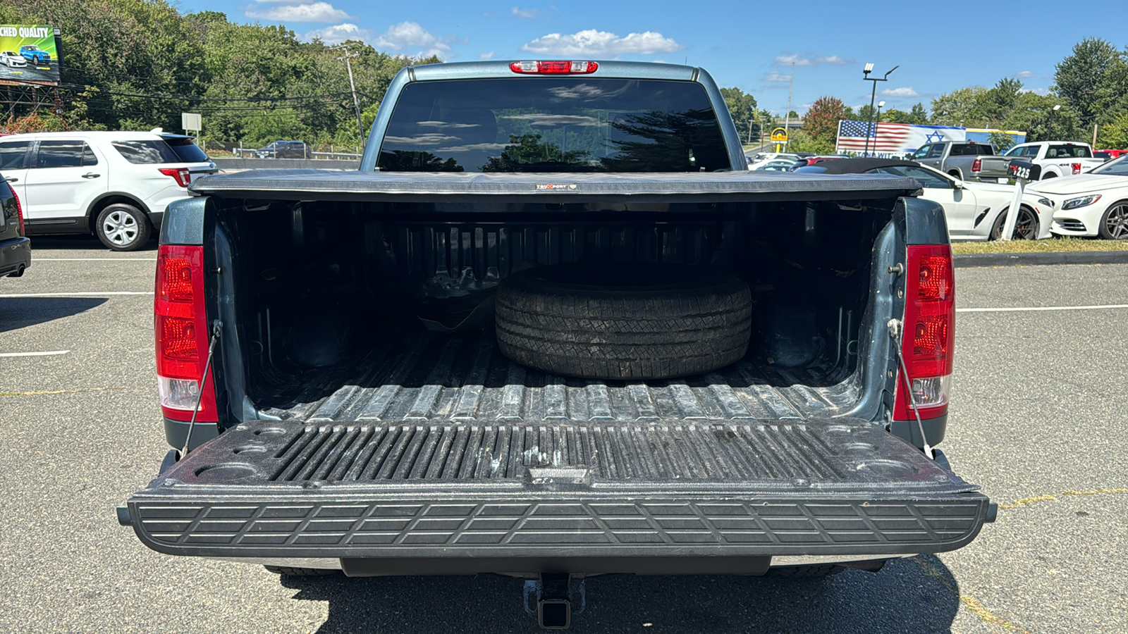 2013 GMC Sierra 1500 Extended Cab SLE Pickup 4D 6 1/2 ft 19