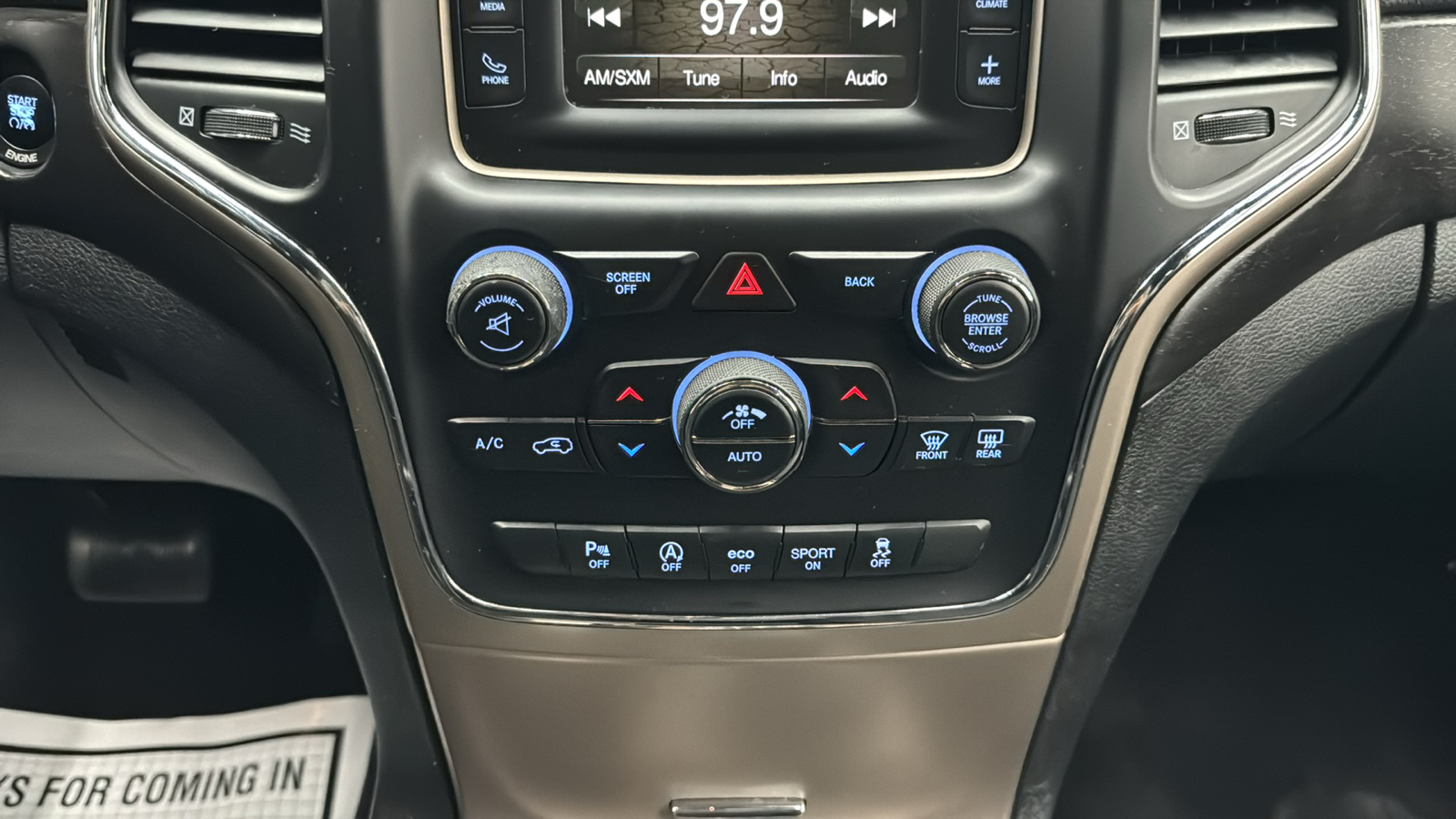 2016 Jeep Grand Cherokee Laredo Sport Utility 4D 46