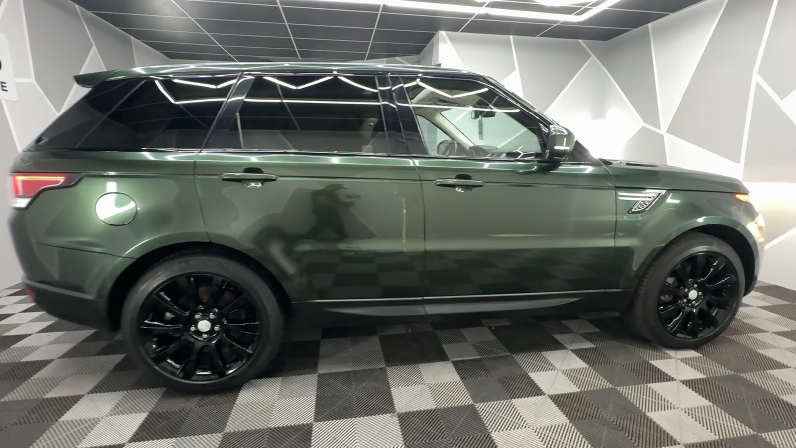 2014 Land Rover Range Rover Sport Supercharged Sport Utility 4D 8