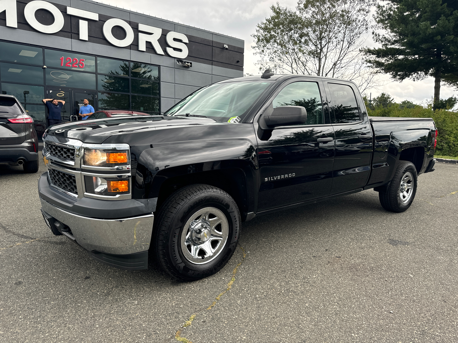 2015 Chevrolet Silverado 1500 Double Cab LS Pickup 4D 6 1/2 ft 2