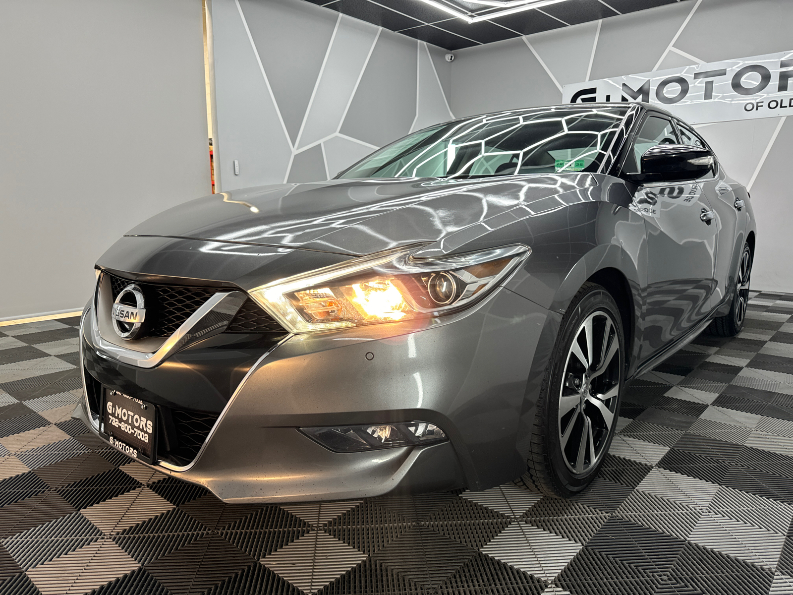 2018 Nissan Maxima SV Sedan 4D 1