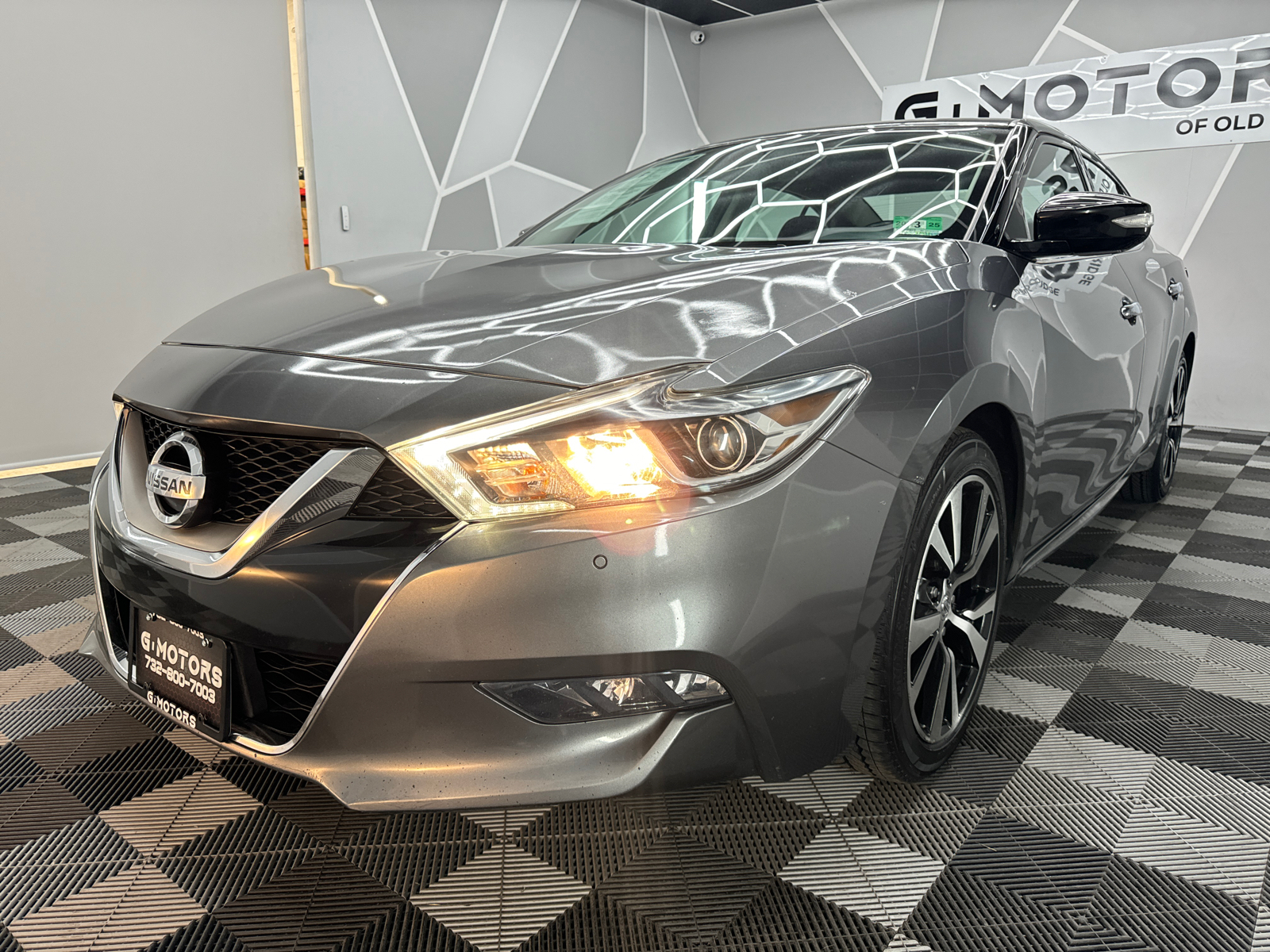 2018 Nissan Maxima SV Sedan 4D 17