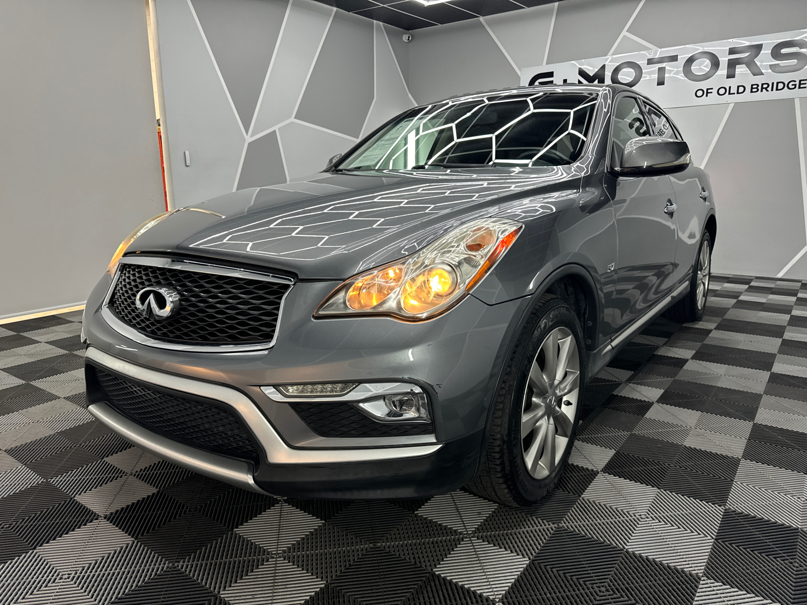 2017 INFINITI QX50 Sport Utility 4D 1