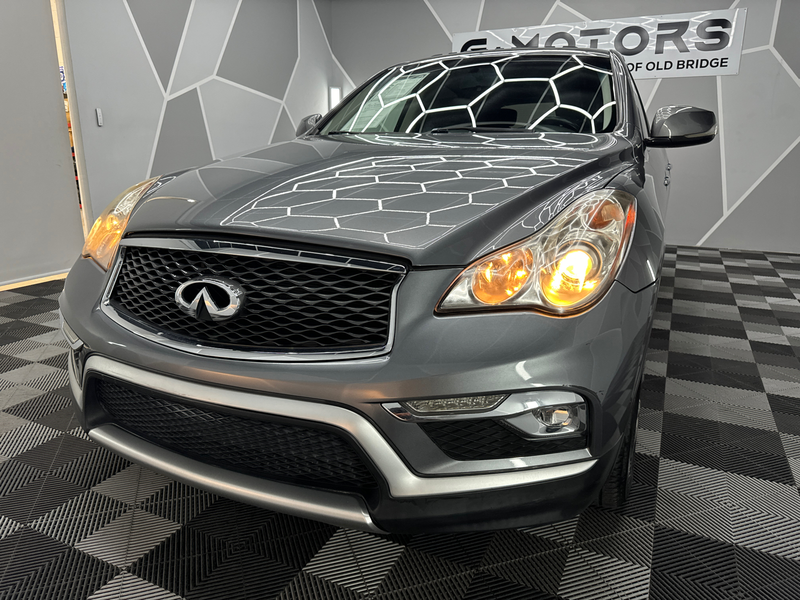 2017 INFINITI QX50 Sport Utility 4D 16