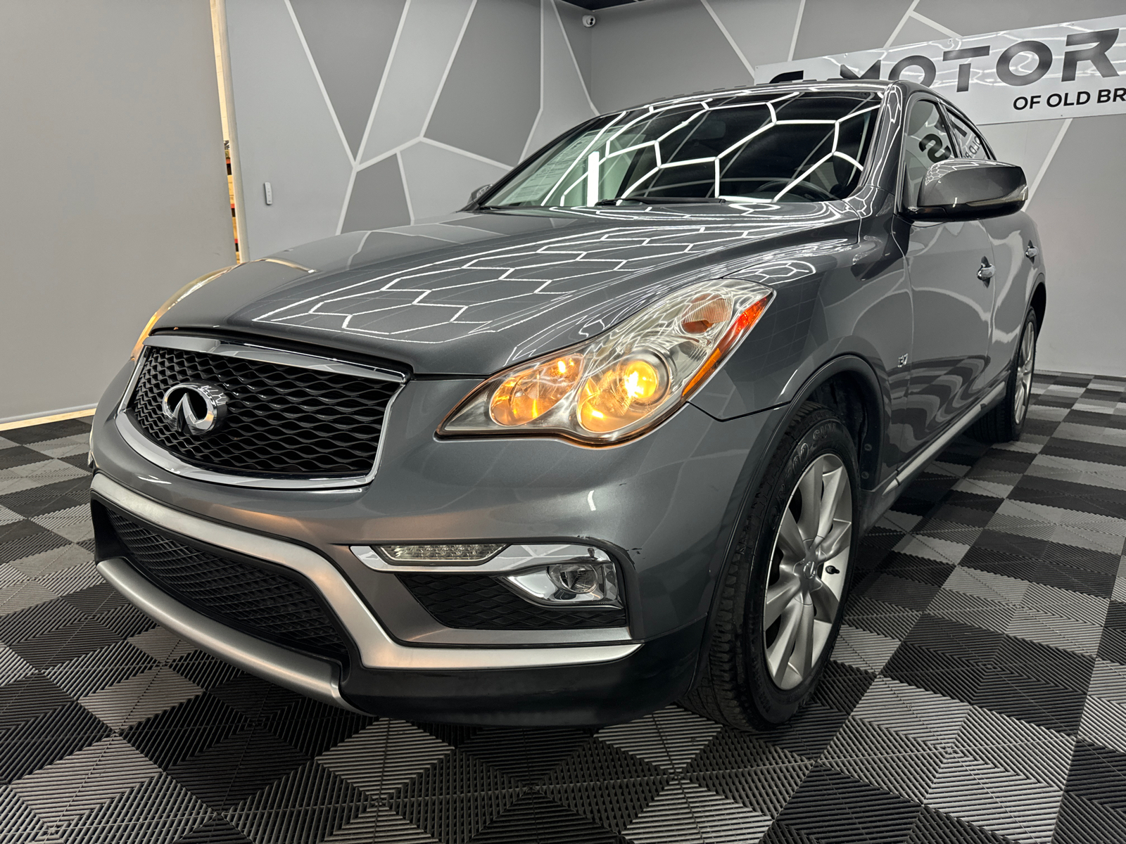 2017 INFINITI QX50 Sport Utility 4D 17