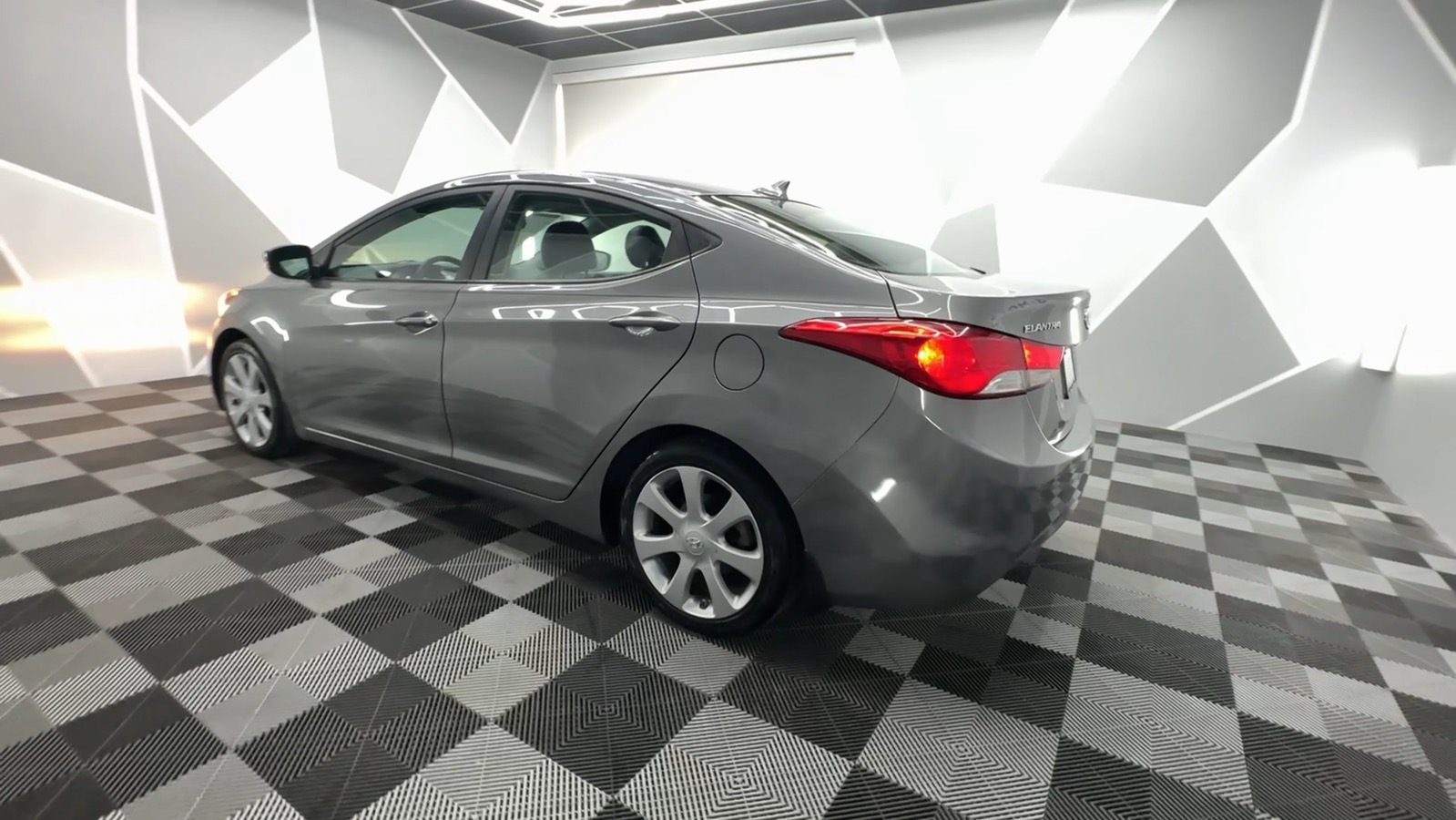 2013 Hyundai Elantra GLS Sedan 4D 6