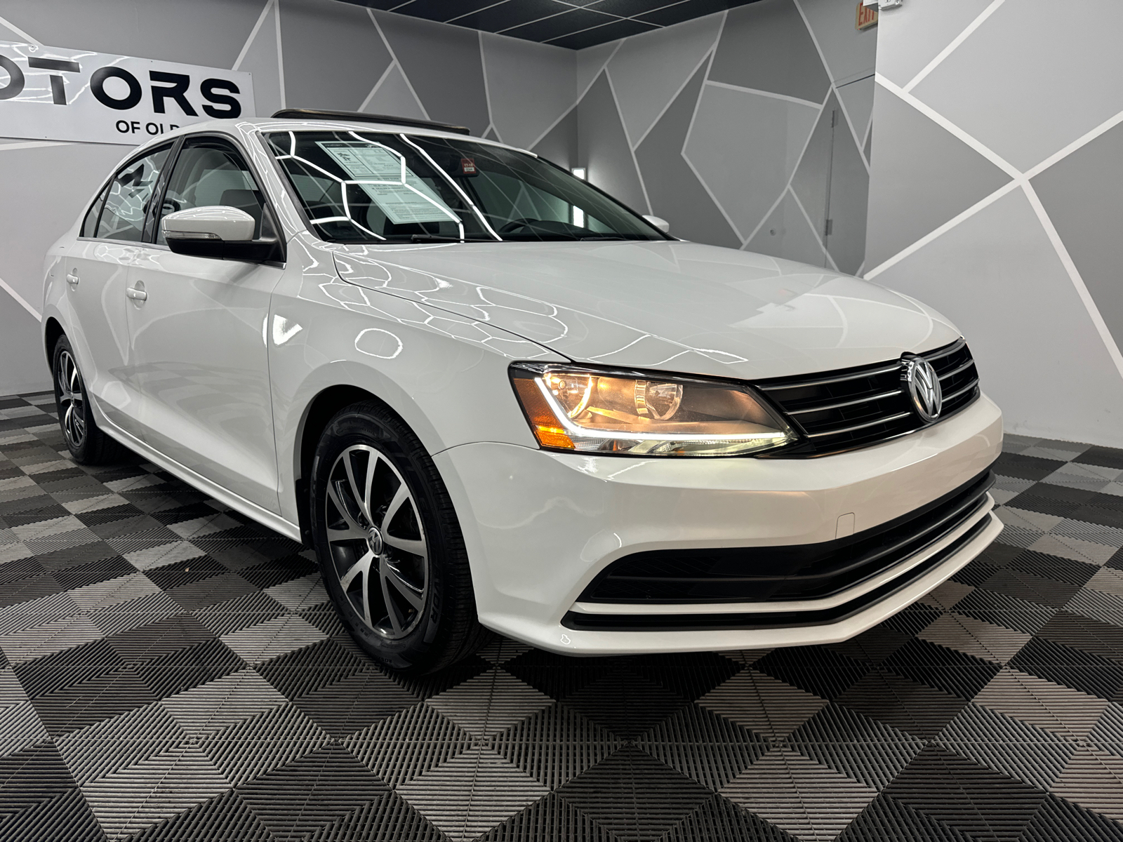 2017 Volkswagen Jetta  13