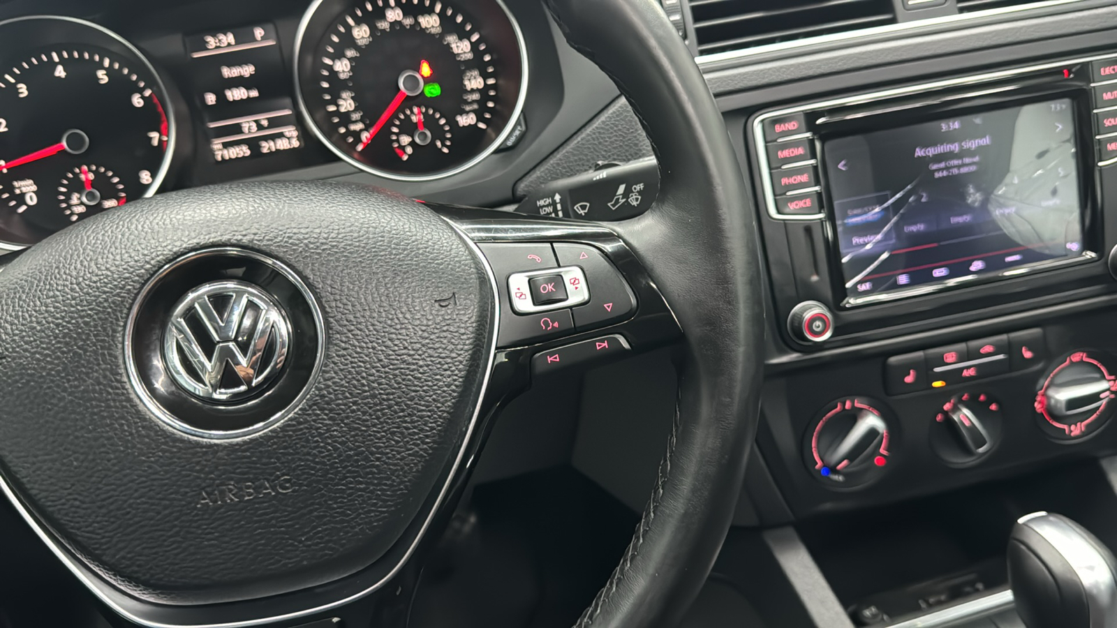 2017 Volkswagen Jetta  44