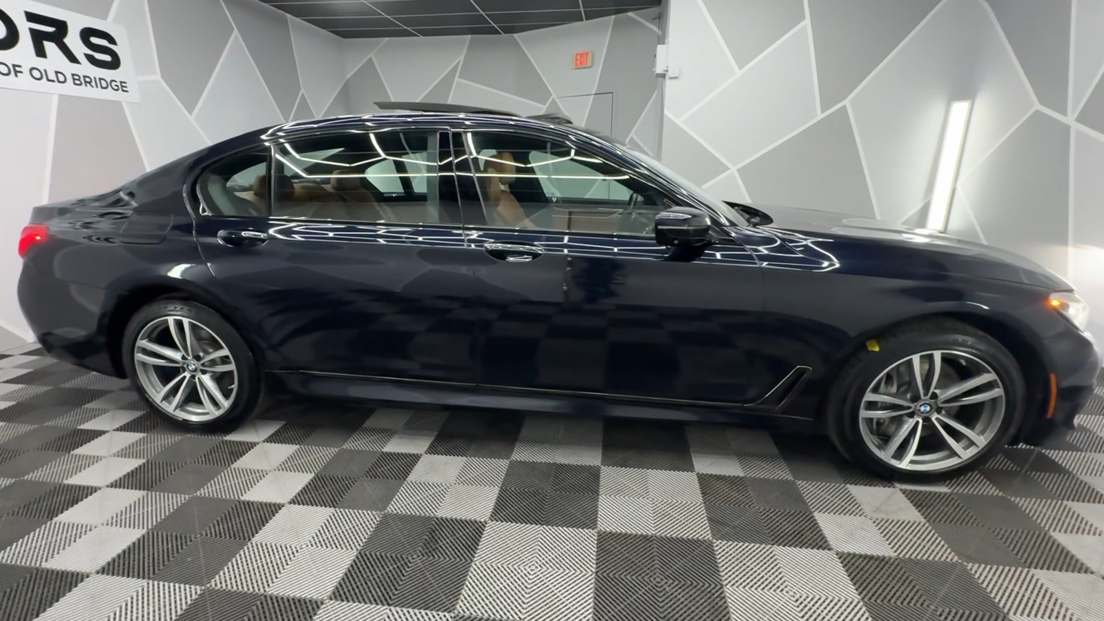 2016 BMW 7 Series 750i xDrive Sedan 4D 14