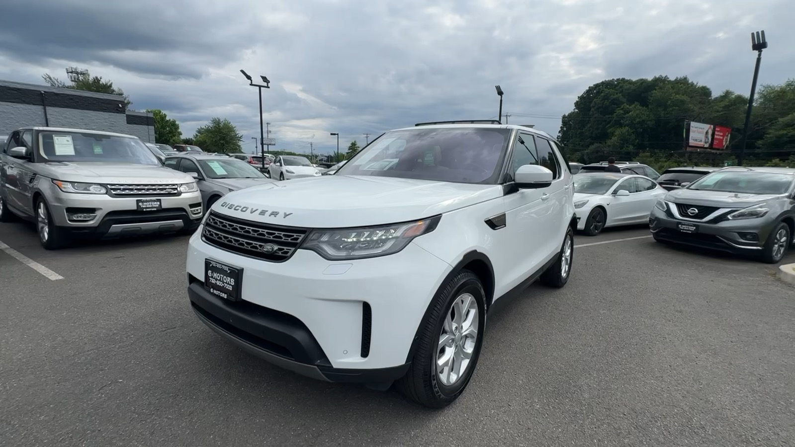 2020 Land Rover Discovery SE Sport Utility 4D 1
