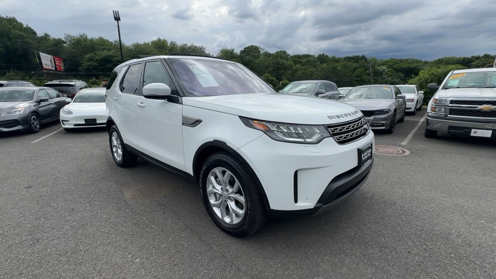 2020 Land Rover Discovery SE Sport Utility 4D 13