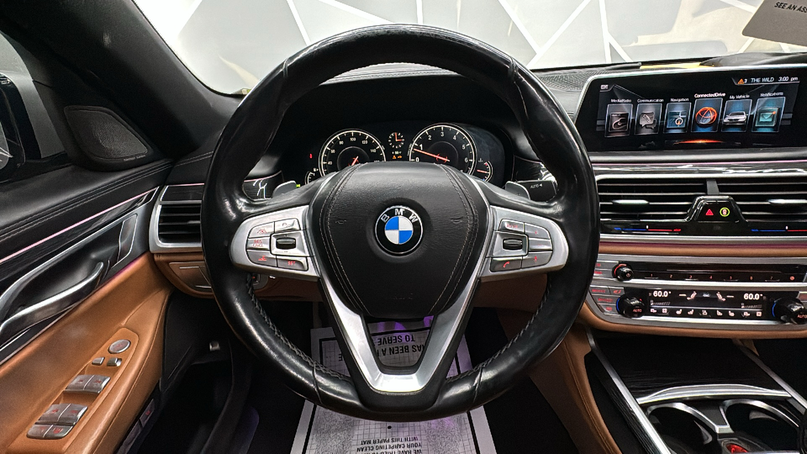 2017 BMW 7 Series  43